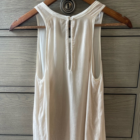 Aritzia Wilfred Velvet Sevres Blouse Tank - Picture 4 of 7